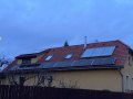 Fotovoltaika 9,9 kWh na druhé střeše RD, Praha-západ
