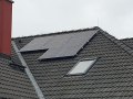 Prémiové solární panely Canadian Solar 430 Wp na střeše rodinného domu Měšice, Praha-východ