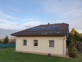Fotovoltaika 6,54 kWp s bateriemi 11,6 kWh, obec Panenské Břežany u Odolené Vody, Středočeský kraj